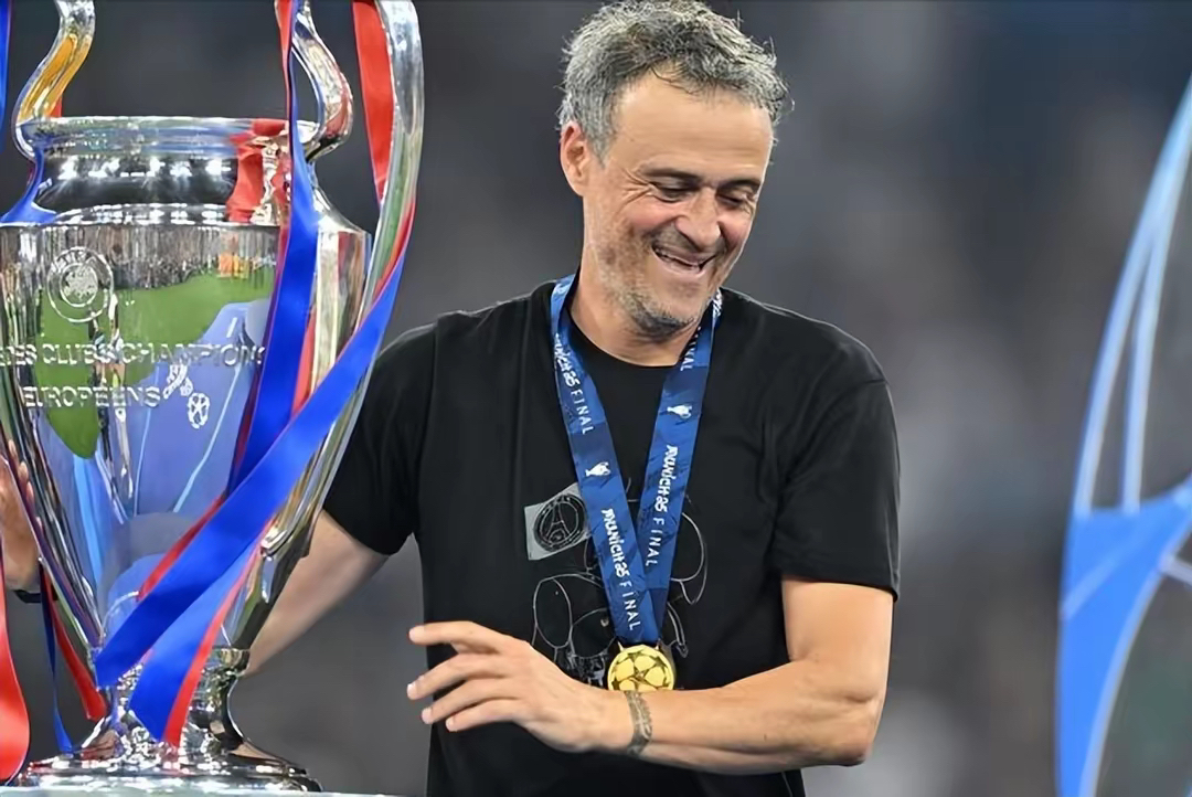 爱游戏登录入口 -关于里昂迎法甲关键赛；国际比赛日豪取连胜；底气十足；年轻球员得到机会的信息