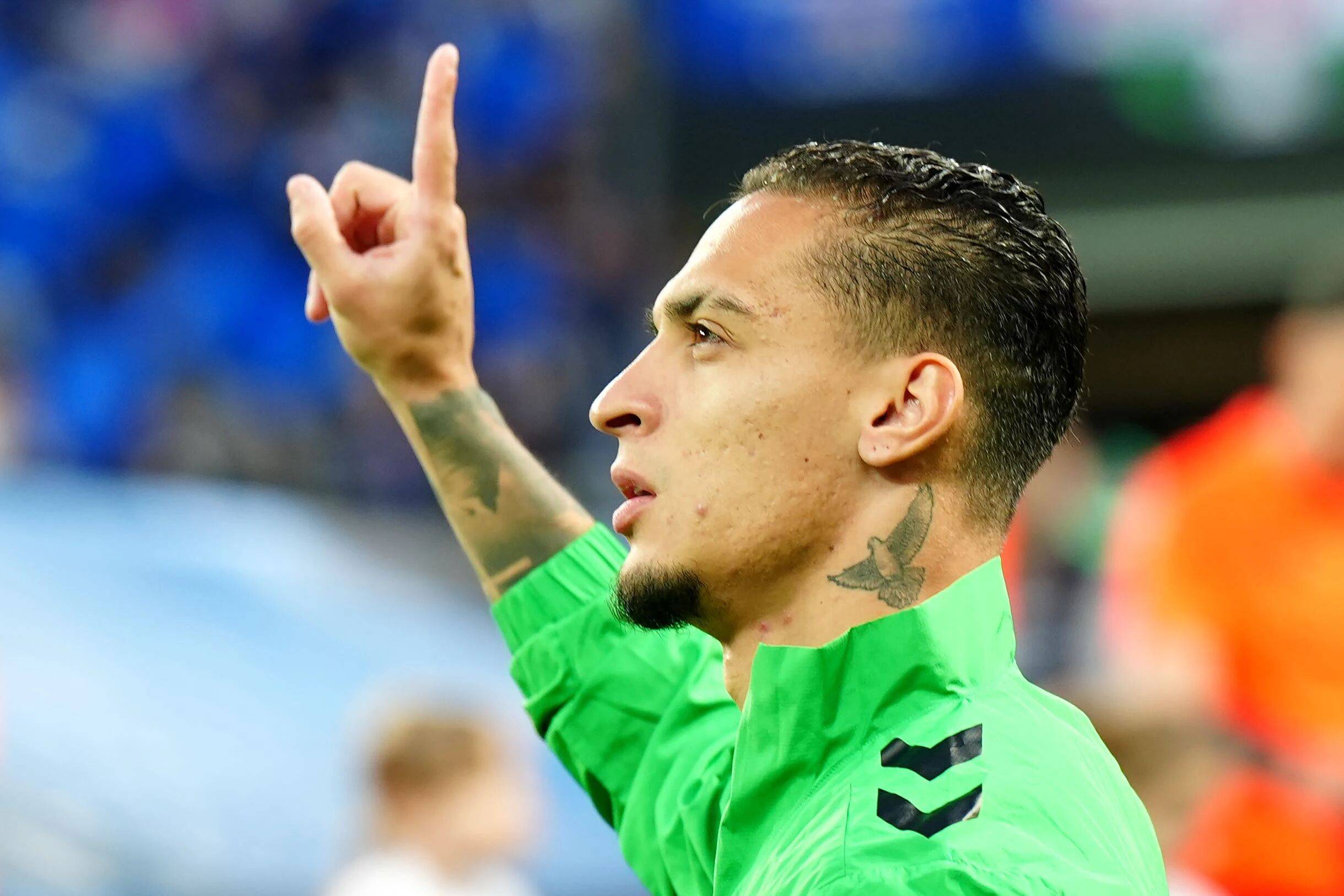 爱游戏平台 -巴塞罗那迎欧联关键赛，今夜队长鼓劲，信心回归，控场能力受关注的简单介绍