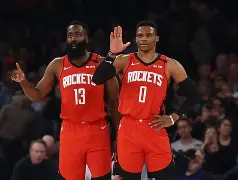 关于达拉斯独行侠集结日更衣室发声哈登在西班牙队比赛中问鼎冠军，山东男篮加时末段战术微调瞬间刷屏的信息